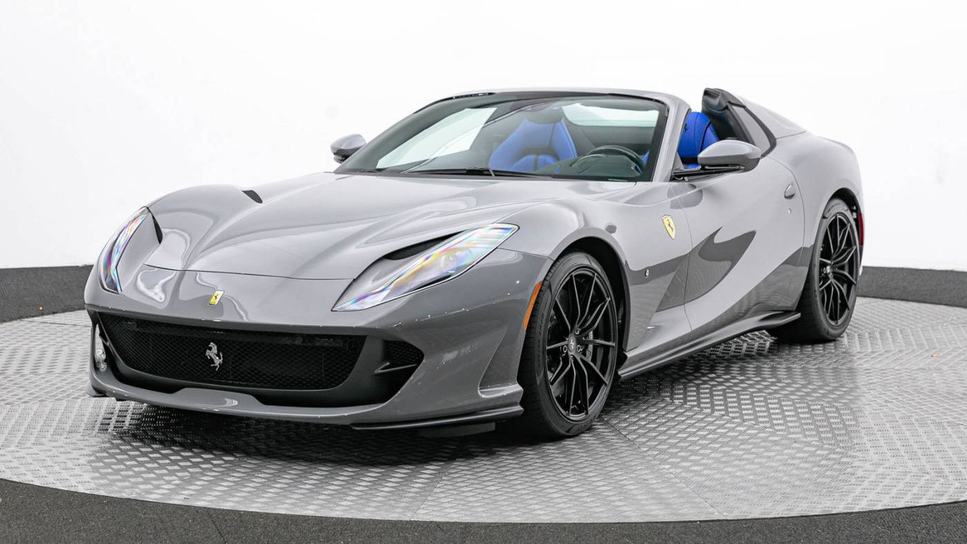 2021 Ferrari 812 GTS — Convertible — 1,574 mi — Sterling, VA