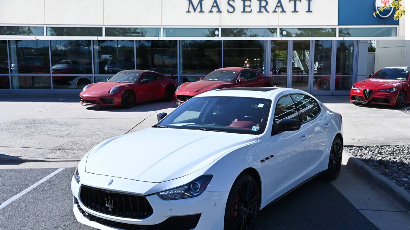 2021 Maserati Ghibli S Q4 — Sedan — 7,960 mi — Sterling, VA