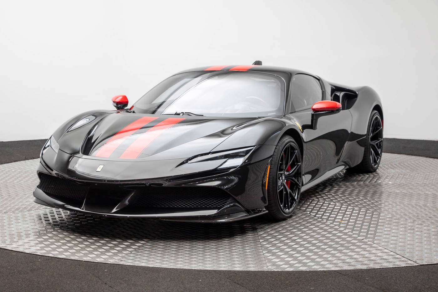 2023 Ferrari SF90 Standard — Coupe — 405 mi — Sterling, VA
