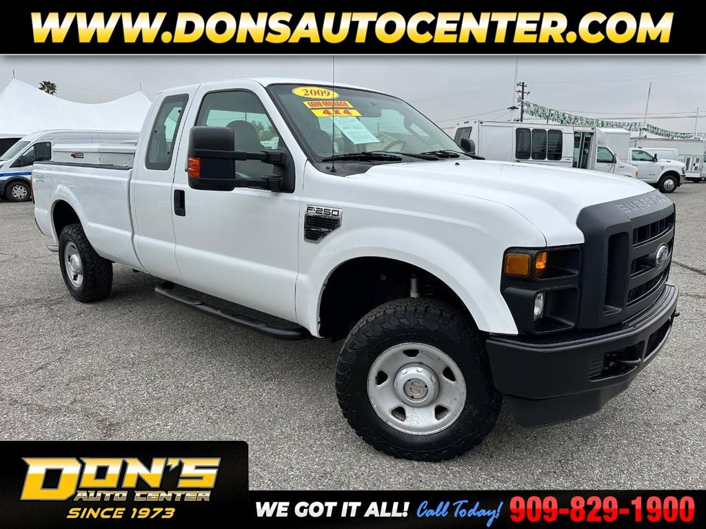 2009 Ford Super Duty F-250 XL — Pickup Truck — 86,905 mi — Fontana, CA