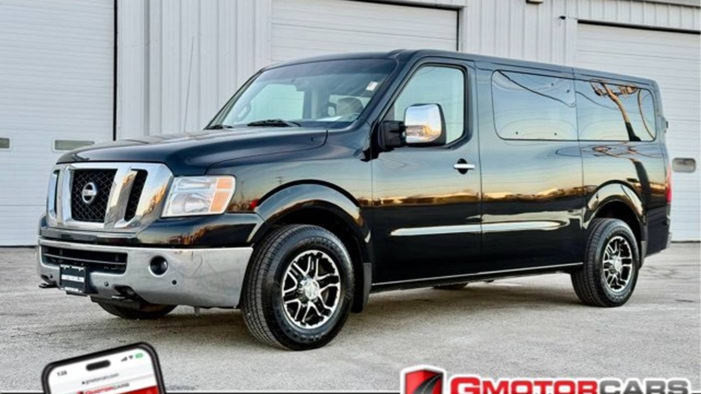 2014 Nissan NV Passenger SL — Passenger Van — 91,846 mi — Arlington Heights, IL