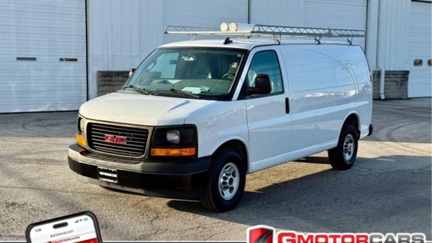 2017 GMC Savana Cargo Van Base — Cargo Van — 95,610 mi — Arlington Heights, IL