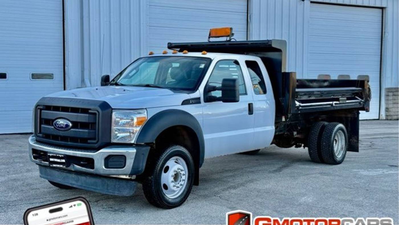 2015 Ford Super Duty F-450 Chassis Cab XL — Chassis Cab Truck — 91,817 mi — Arlington Heights, IL