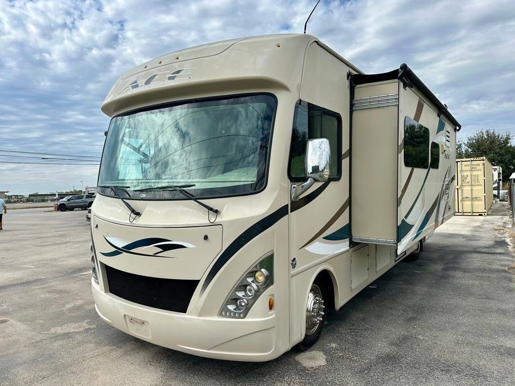 2017 Ford F-53 Motorhome Stripped Chassis Base — Chassis Cab Truck — 30,601 mi — Abilene, TX