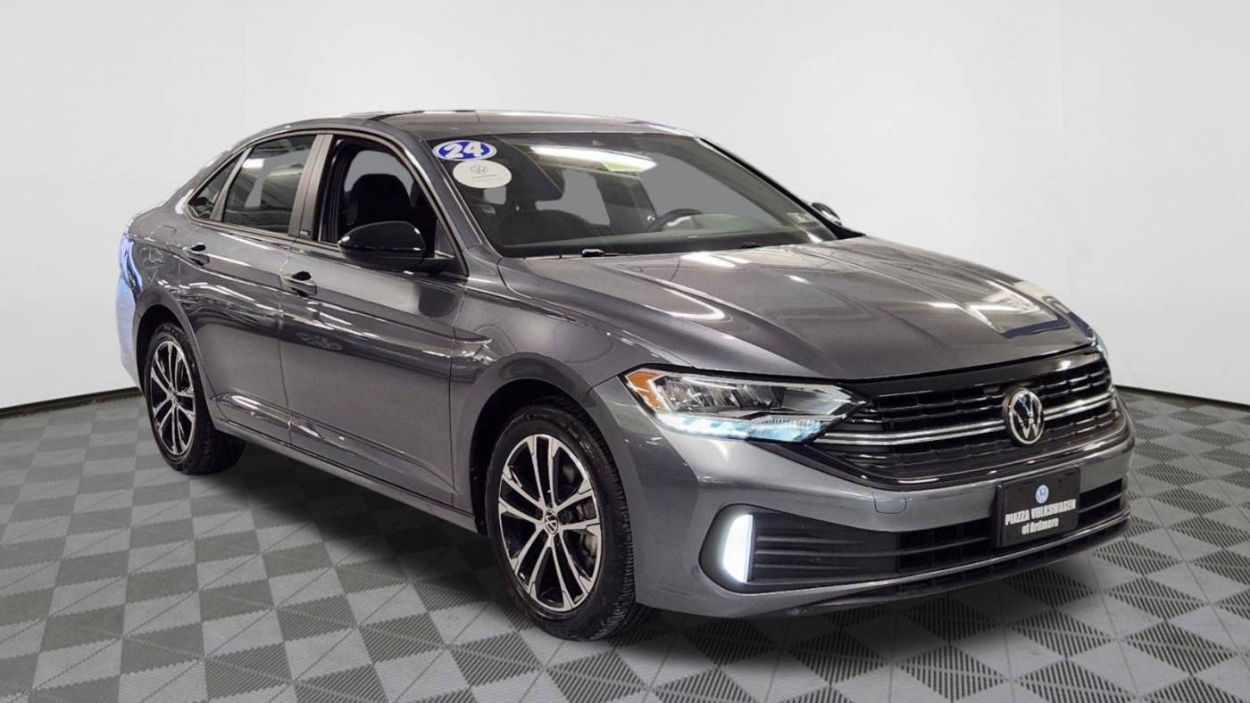 2024 Volkswagen Jetta Sport — Sedan — 8,813 mi — Ardmore, PA