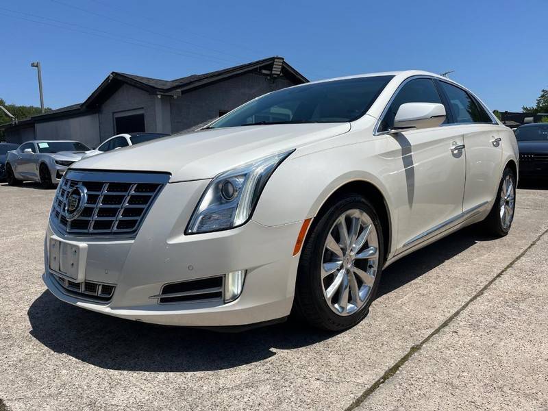 2013 Cadillac XTS Premium — Sedan — 74,646 mi — Spring, TX