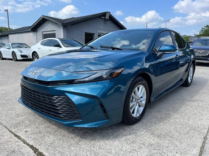 2025 Toyota Camry LE — Sedan — 2,661 mi — Spring, TX