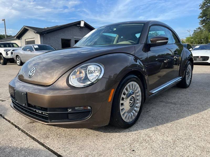 2013 Volkswagen Beetle 2.5 — Hatchback — 98,554 mi — Spring, TX