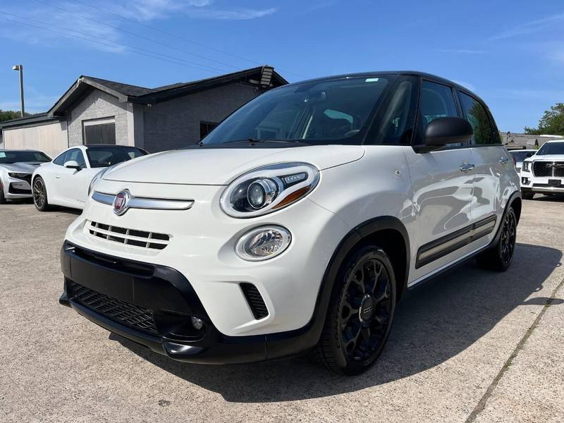 2017 FIAT 500L Trekking — Hatchback — 24,226 mi — Spring, TX