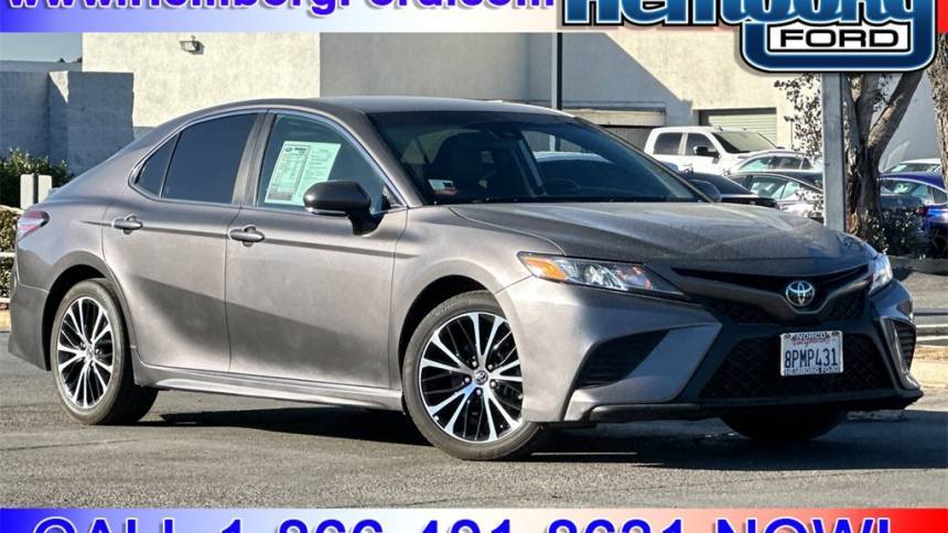 2020 Toyota Camry SE — Sedan — 57,420 mi — Norco, CA