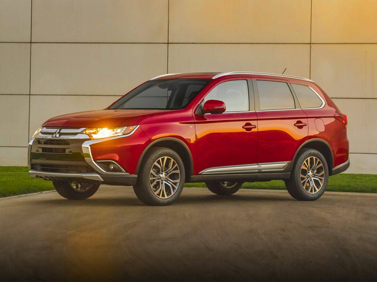 2016 Mitsubishi Outlander SE — SUV — 104,000 mi — Springfield, PA