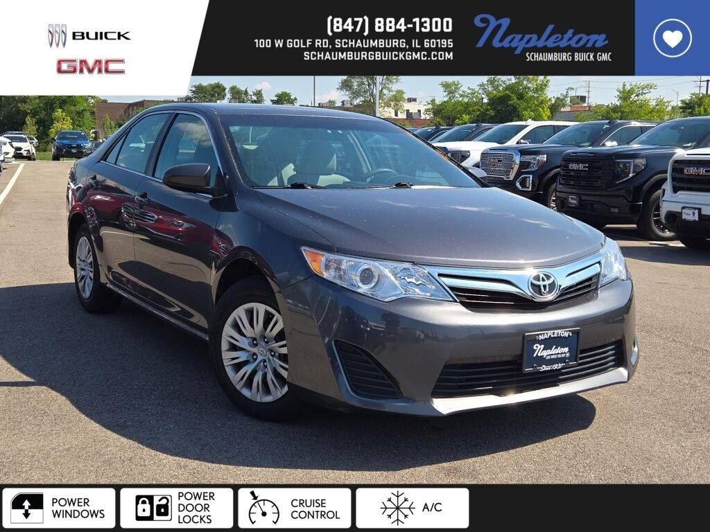 2013 Toyota Camry LE — Sedan — 69,350 mi — Schaumburg, IL