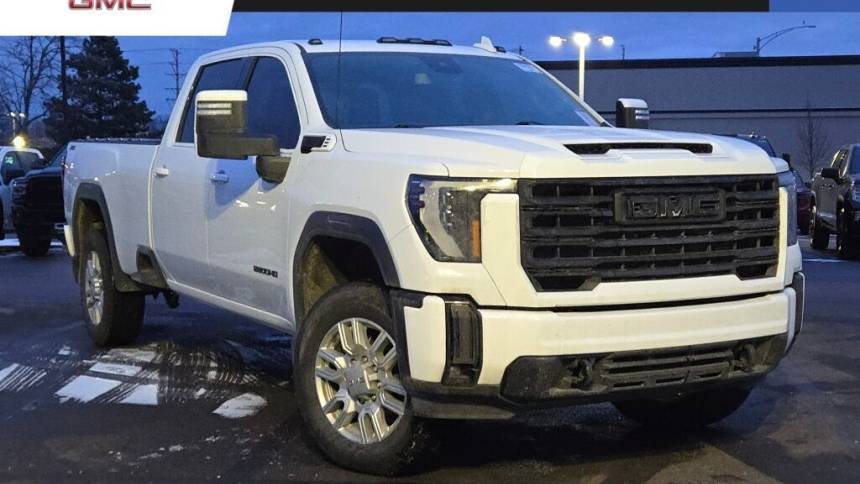 2024 GMC Sierra 2500HD SLT — Pickup Truck — 15,576 mi — Schaumburg, IL