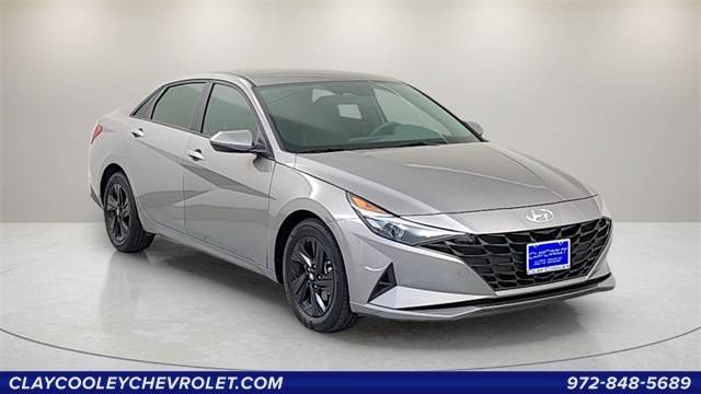 2023 Hyundai Elantra SEL — Sedan — 22,913 mi — Irving, TX
