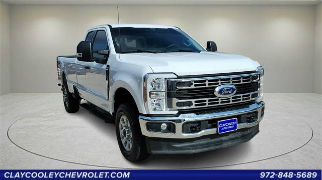 2025 Ford Super Duty F-350 XLT — Pickup Truck — 9,030 mi — Irving, TX