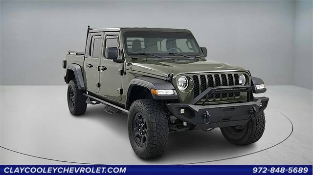 2022 Jeep Gladiator Sport — Pickup Truck — 42,190 mi — Irving, TX