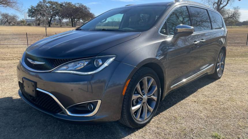 2019 Chrysler Pacifica Limited — Minivan — 81,700 mi — San Antonio, TX