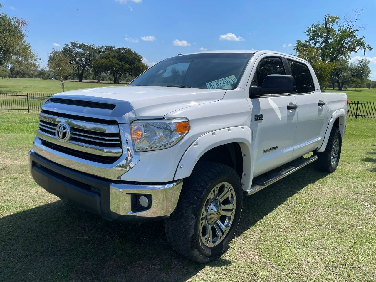 2016 Toyota Tundra SR5 — Pickup Truck — 82,088 mi — San Antonio, TX
