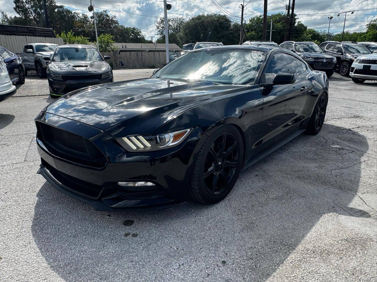 2017 Ford Mustang V6
