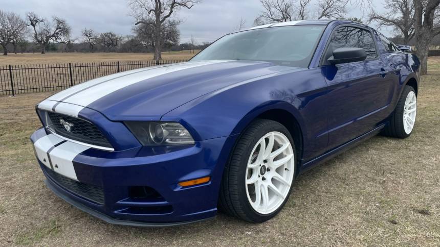 2014 Ford Mustang V6 — Coupe — 121,365 mi — San Antonio, TX