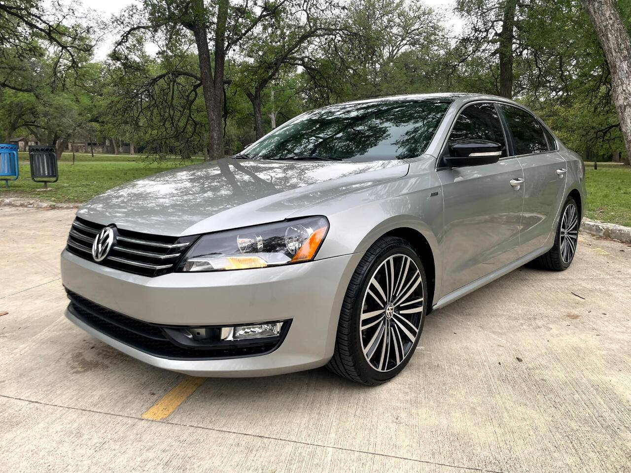 2014 Volkswagen Passat SE — Sedan — 126,070 mi — San Antonio, TX