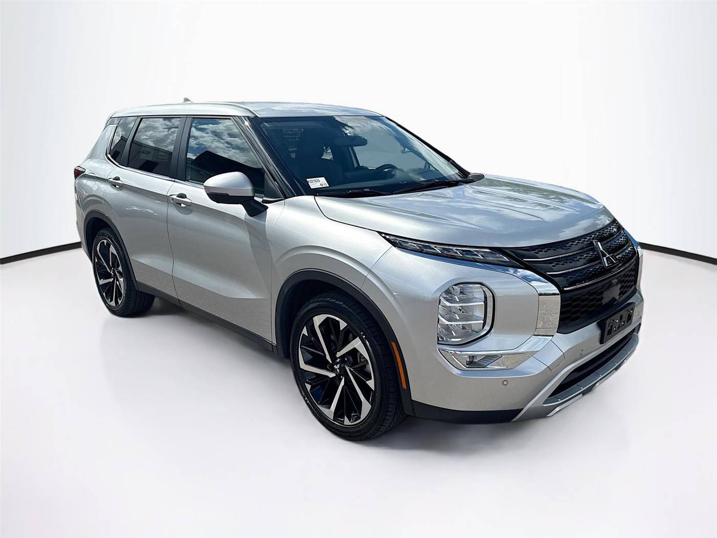 2024 Mitsubishi Outlander SE — SUV — 48,049 mi — New Port Richey, FL
