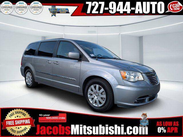 2016 Chrysler Town & Country Touring — Minivan — 132,261 mi — New Port Richey, FL
