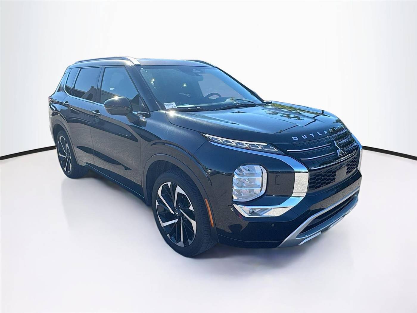 2023 Mitsubishi Outlander SEL 40th Anniversary — SUV — 20,875 mi — New Port Richey, FL
