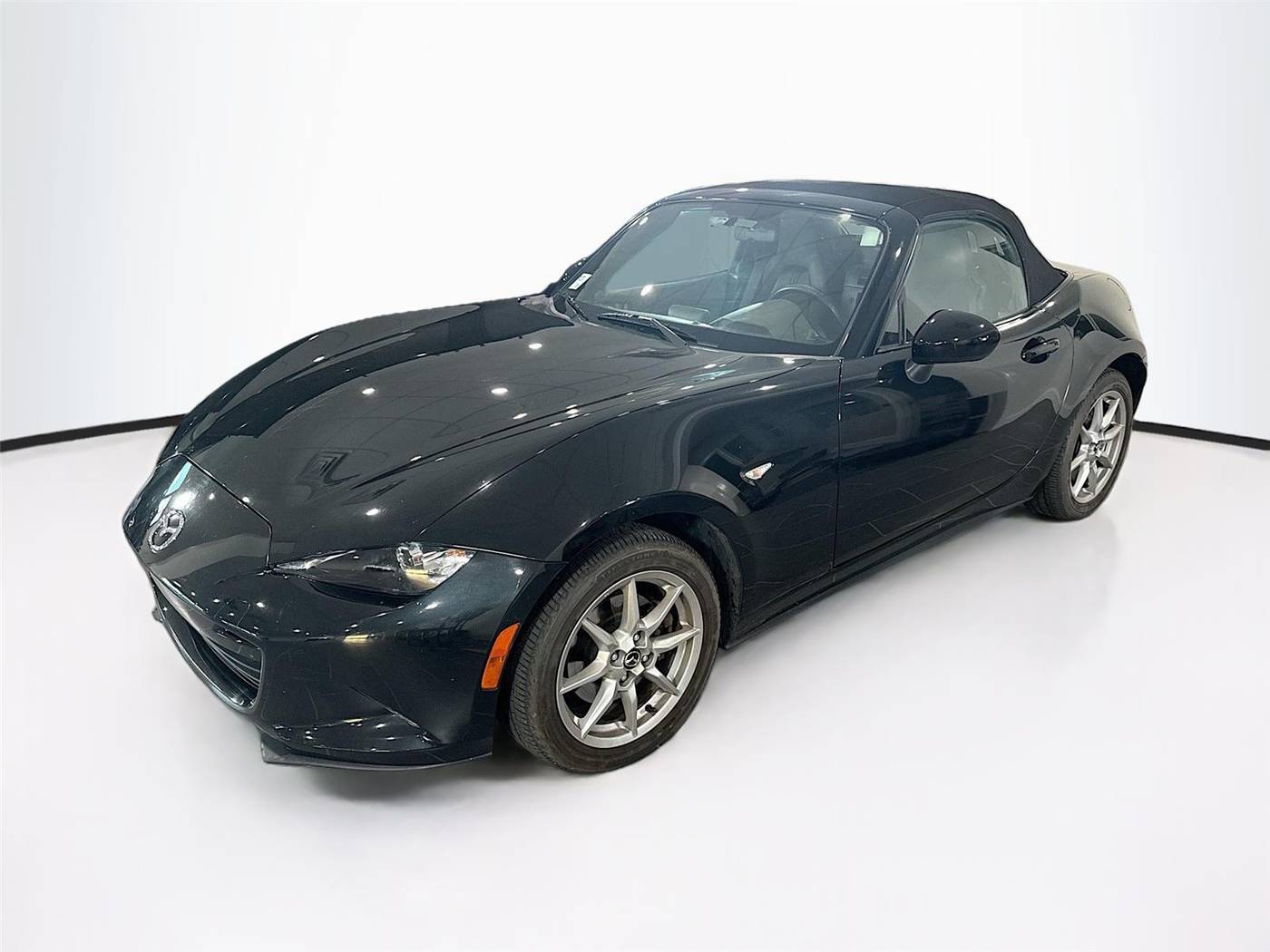 2016 Mazda MX-5 Miata Sport