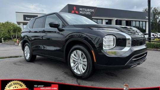 2024 Mitsubishi Outlander ES — SUV — 8,315 mi — New Port Richey, FL