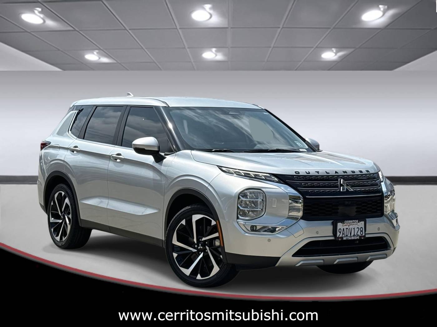 2022 Mitsubishi Outlander SE — SUV — 31,572 mi — Cerritos, CA