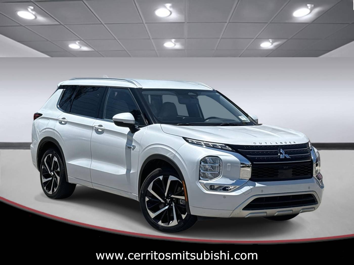 2023 Mitsubishi Outlander Plug-In Hybrid SEL — SUV — 14,913 mi — Cerritos, CA