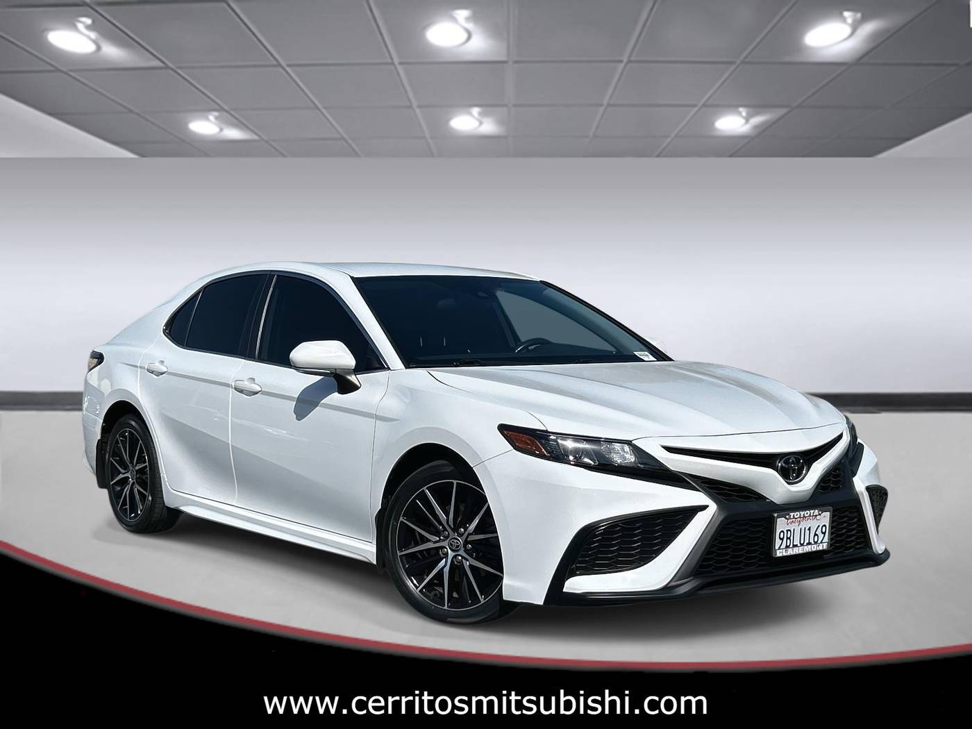 2022 Toyota Camry SE — Sedan — 32,048 mi — Cerritos, CA