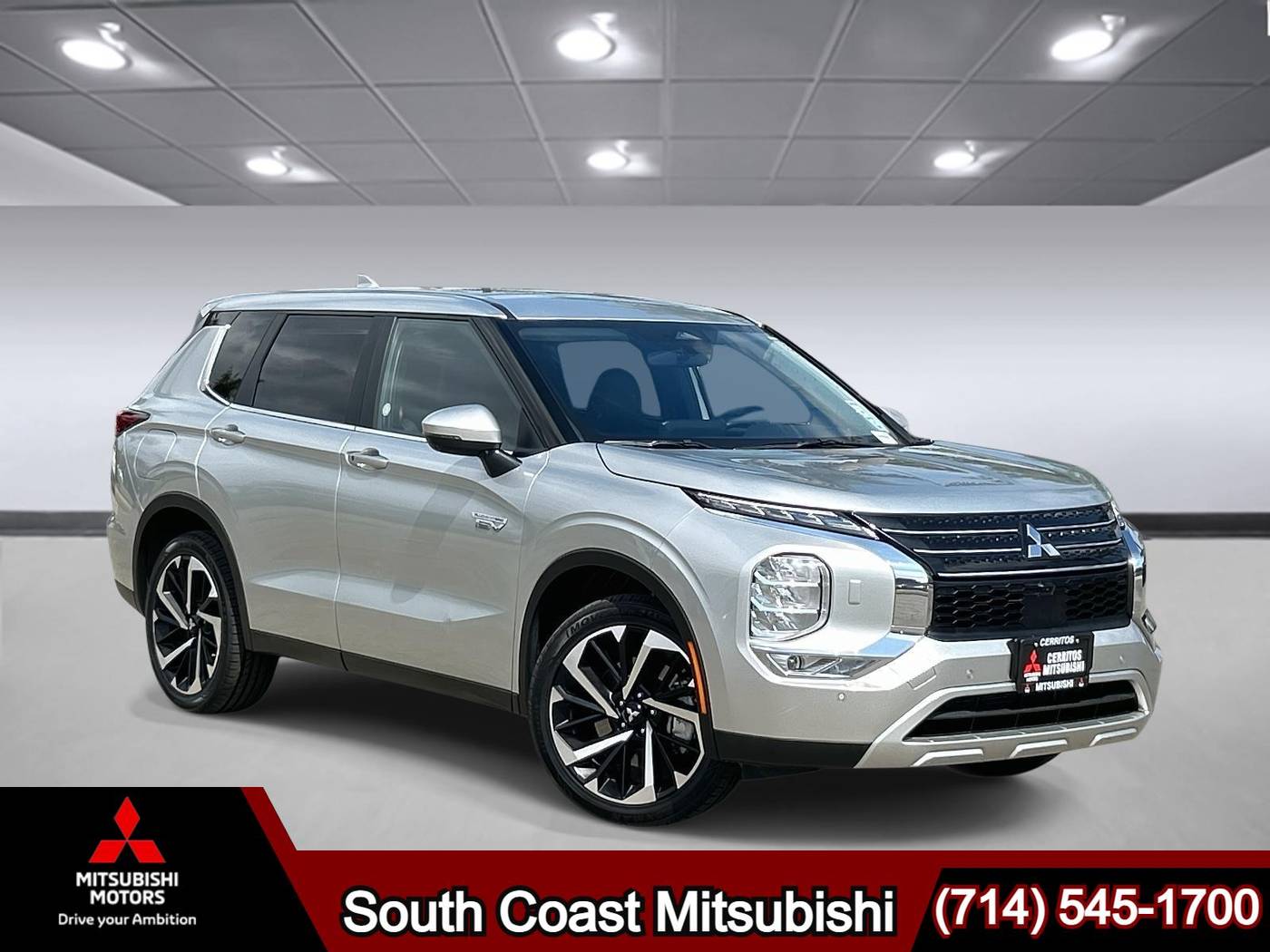 2023 Mitsubishi Outlander Plug-In Hybrid SE — SUV — 56,029 mi — Cerritos, CA