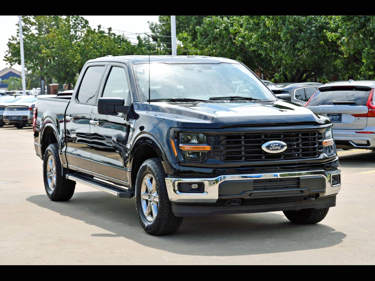 2025 Ford F-150 XLT — Pickup Truck — 8,860 mi — Dallas, TX
