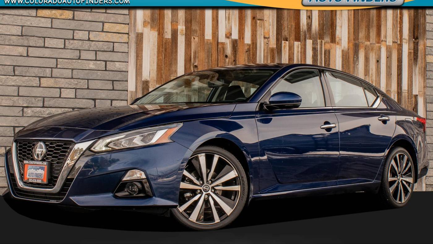 2022 Nissan Altima Platinum — Sedan — 32,562 mi — Centennial, CO