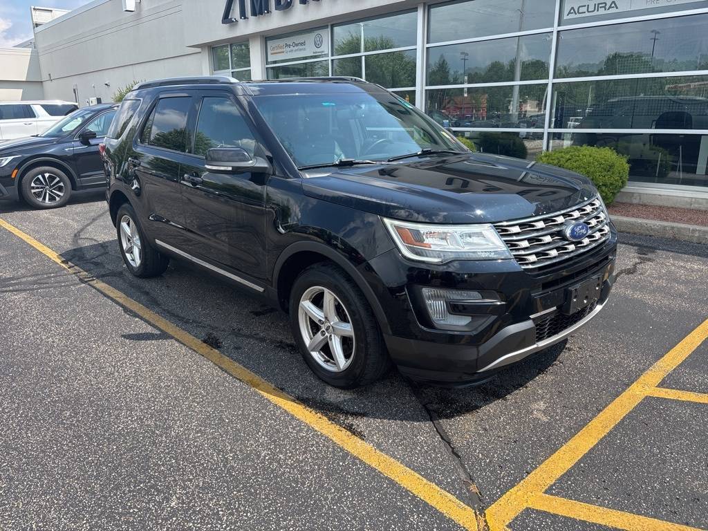 2017 Ford Explorer XLT — SUV — 71,720 mi — Middleton, WI