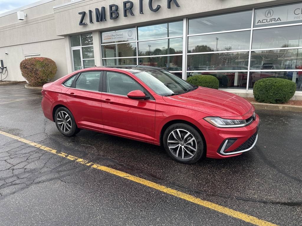 2025 Volkswagen Jetta SE — Sedan — 9,411 mi — Middleton, WI