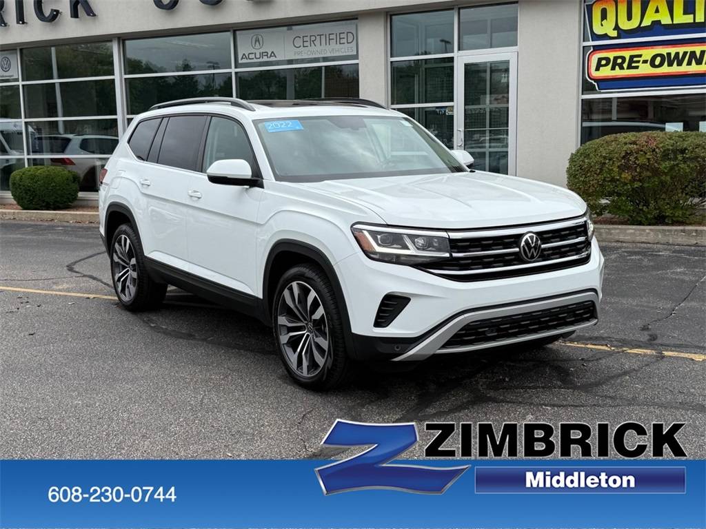 2022 Volkswagen Atlas SE with Technology — SUV — 28,743 mi — Middleton, WI