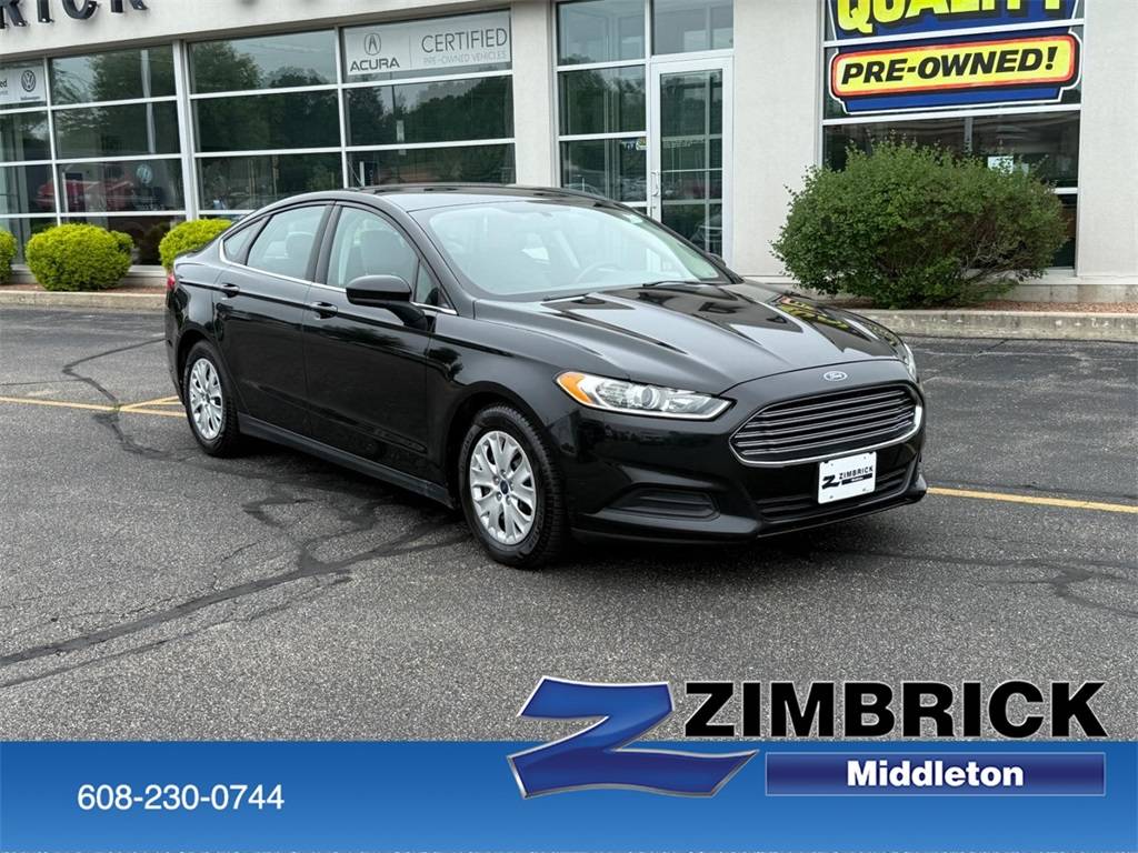 2014 Ford Fusion S — Sedan — 159,862 mi — Middleton, WI