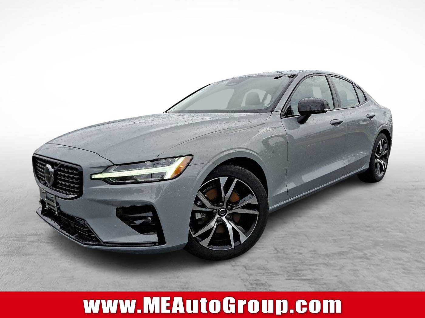 2024 Volvo S60 Core — Sedan — 28,019 mi — Mount Ephraim, NJ