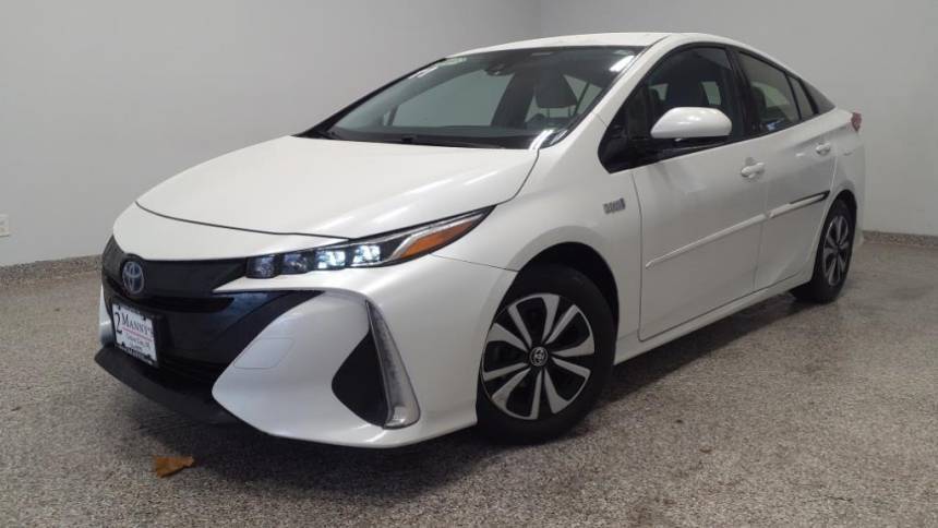2017 Toyota Prius Prime Plus — Hatchback — 57,940 mi — Union City, NJ