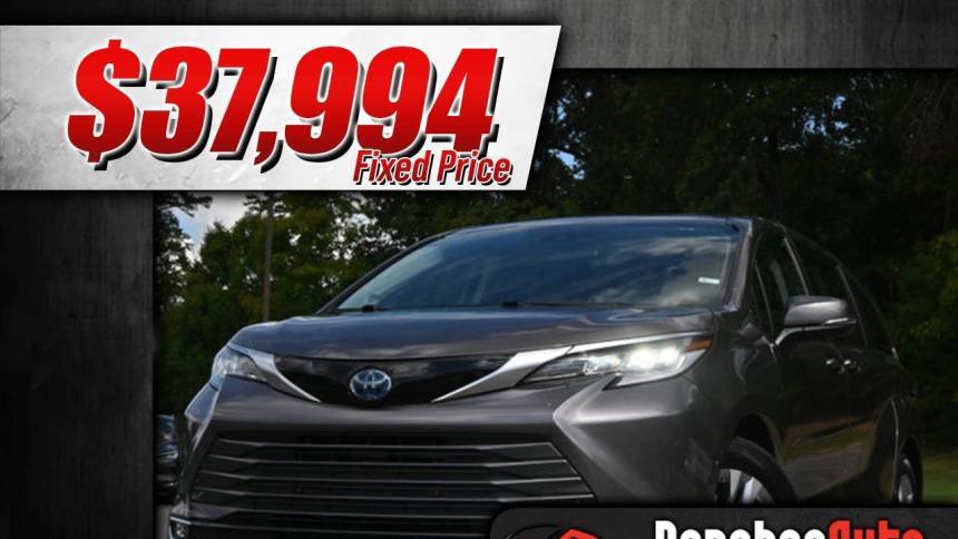 2022 Toyota Sienna Limited — Minivan — 43,332 mi — Pelham, AL