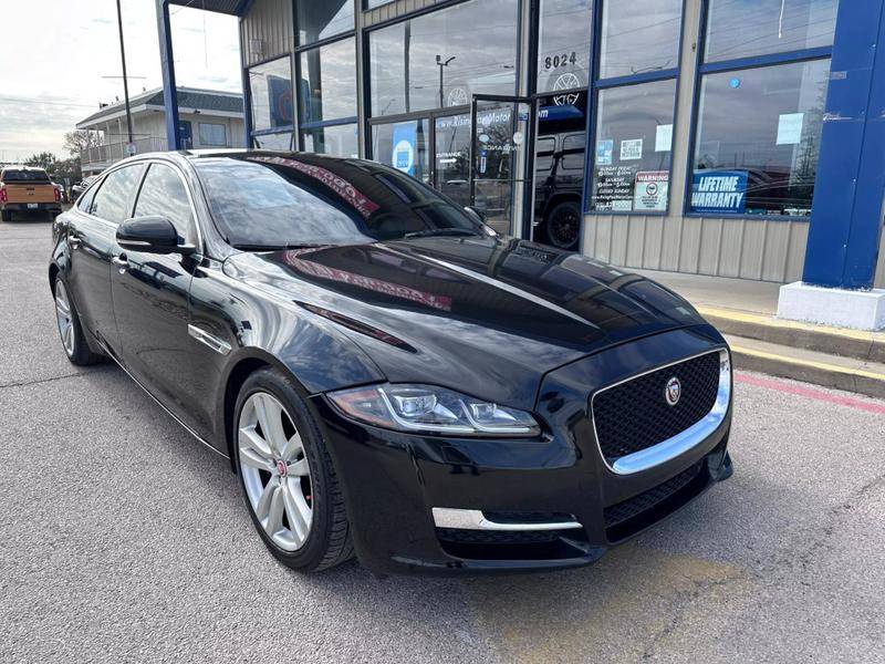 2016 Jaguar XJ Portfolio
