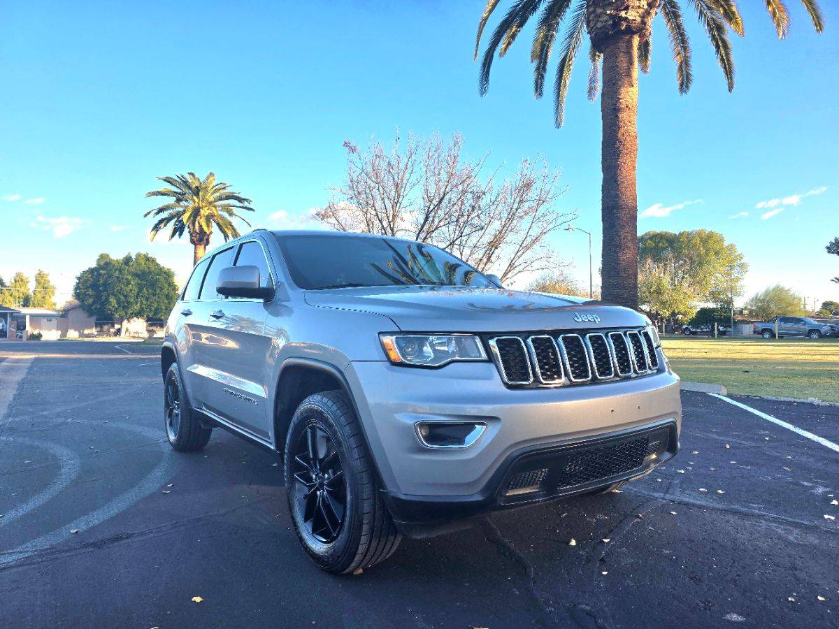 2018 Jeep Grand Cherokee Laredo E