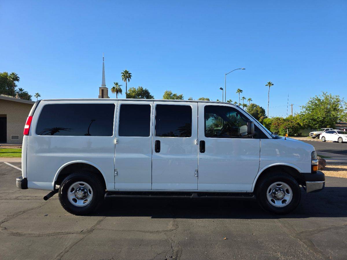 2015 Chevrolet Express Passenger LT — Passenger Van — 168,095 mi — Mesa, AZ