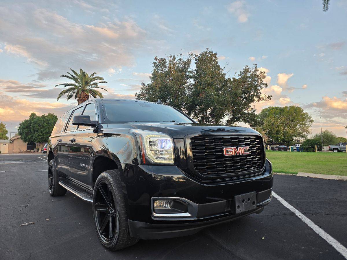 2019 GMC Yukon SLT — SUV — 115,444 mi — Mesa, AZ