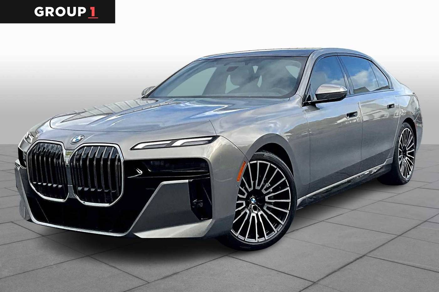 2025 BMW 7 Series 740i — Sedan — 1,032 mi — Bluffton, SC