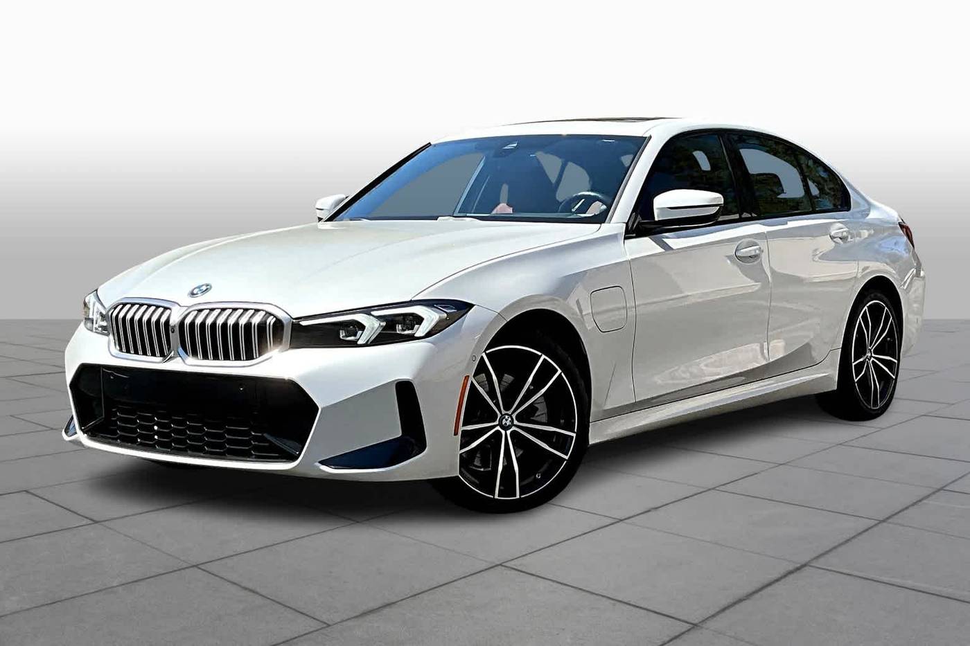 2024 BMW 3 Series 330e — Sedan — 10,000 mi — Bluffton, SC