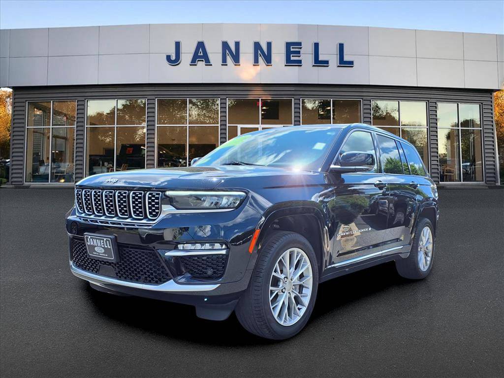 2023 Jeep Grand Cherokee Summit — SUV — 32,910 mi — Hanover, MA